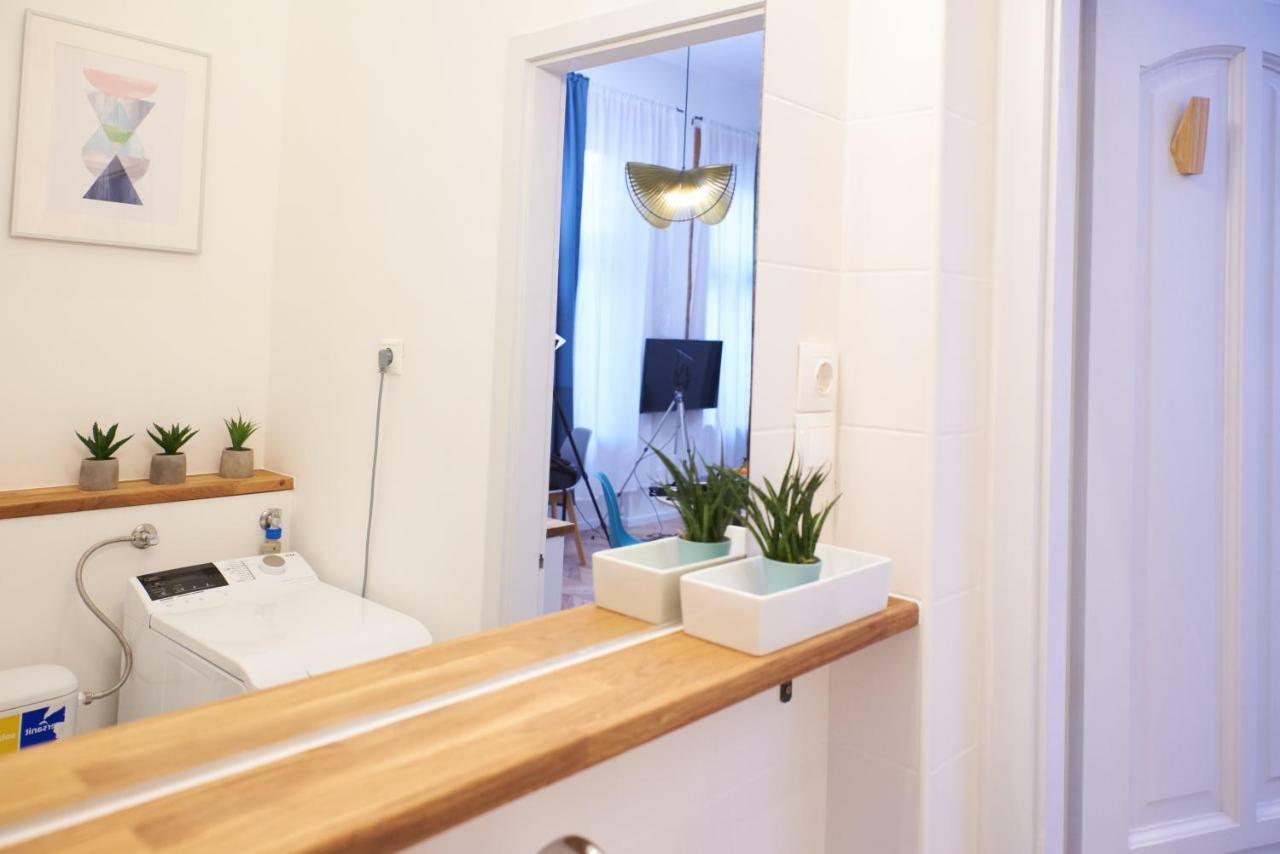 Self Check-In Cozy Stylish Flat By Vaci Street Apartment Budapest Exterior photo